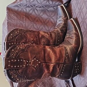 Ariat All Leather Rhinestone CG Boots Color Brown Size 7.5B (only worn once)